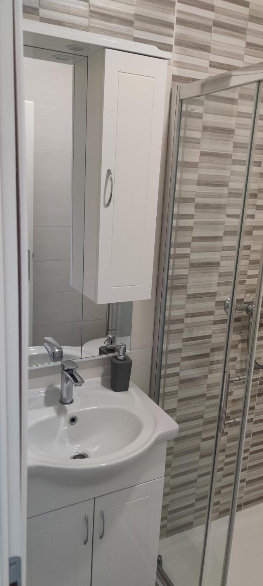 Cinema House Single & Double Rooms & Studio Apartments Pola Esterno foto